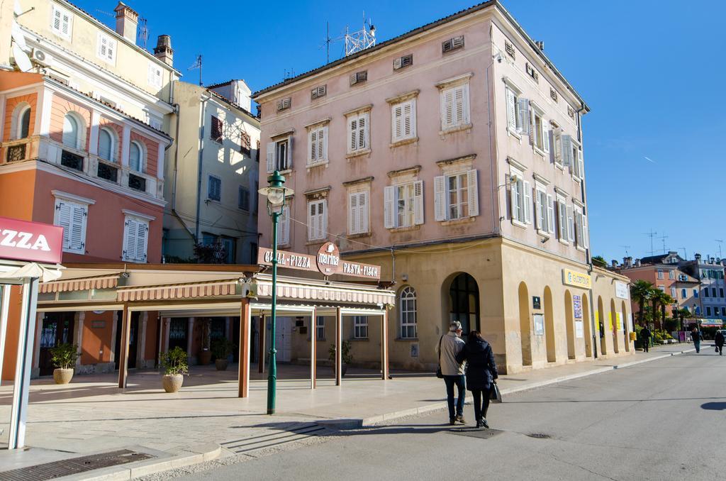 Apartment Noemi Rovinj Exterior foto
